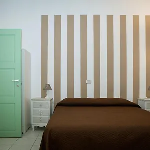 https://bb-la-pineta.it-tuscanyhotel.com