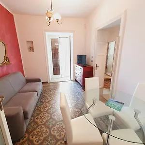 https://palermo-sicily-apartment.palermohotels.org